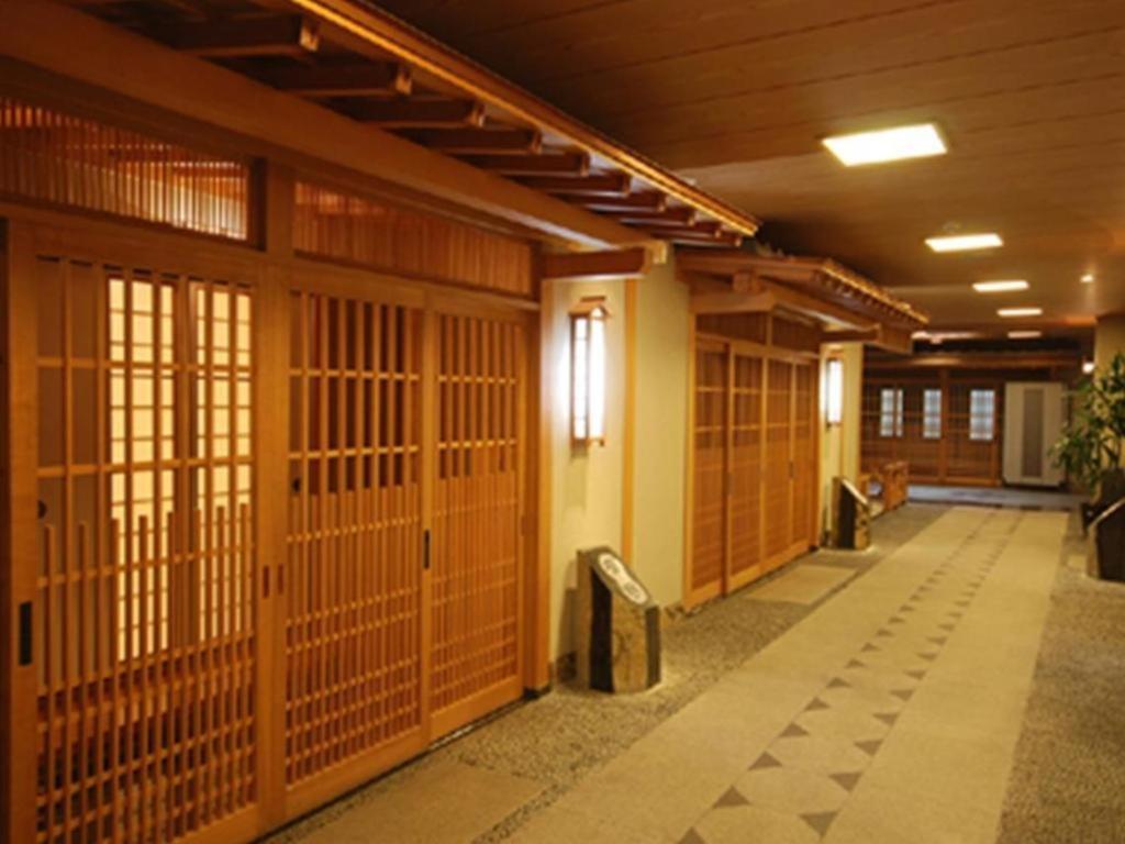 Takeo Onsen Heights Hotell Eksteriør bilde